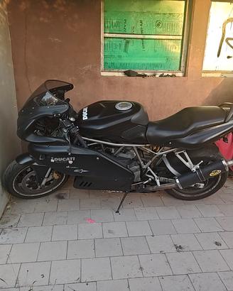 ducati sport 750 del 2001