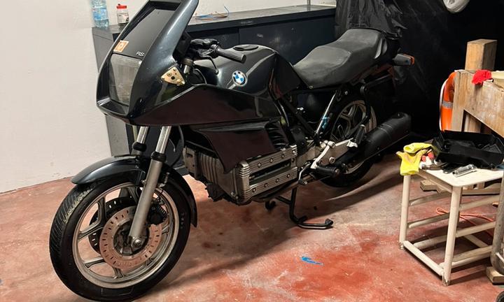 BMW k100 rs 1984 radiata ( pezzi di ricambio )