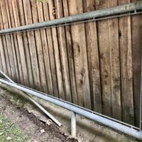 Supporto insegna zincato