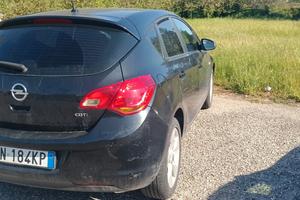 Opel Astra 1.7 2012