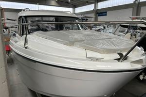 Beneteau antares 7 + motore nuovo yamaha f150xd