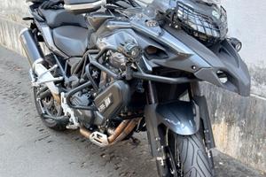 benelli trk 502x