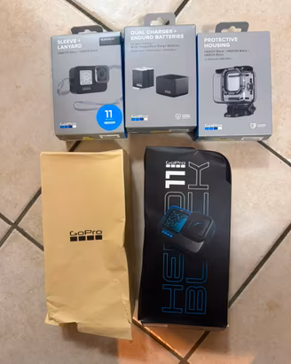 GoPro Hero 11 Black come nuova + accessori