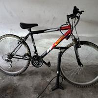 Bicicletta mtb taglia 26