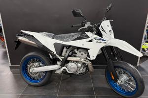SUZUKI DR-Z4 SM - 2026