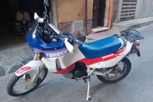 Moto Aprilia tuareg 350