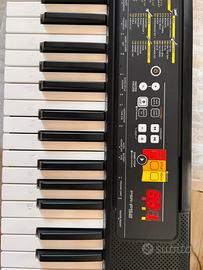 Pianola YAMAHA psr-f52 ROTTA