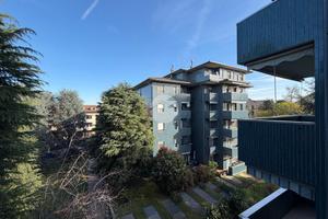 3 LOCALI A BUSSERO