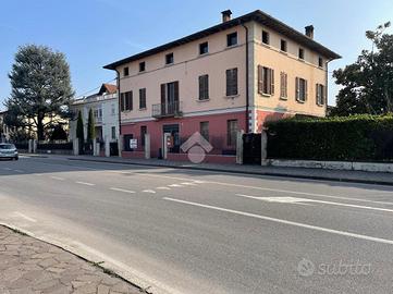 NEGOZIO A BAGNOLO MELLA
