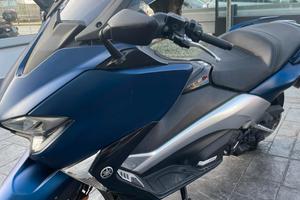 Yamaha T Max 530