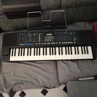 Tastiera Roland E35  