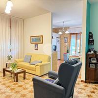 3 LOCALI A CASTELLAMMARE DI STABIA