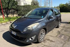 Renault Scenic Scénic X-Mod 1.5 dCi 110CV Luxe