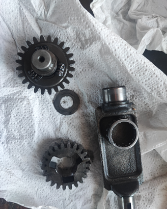 Ingranaggio contro albero Husqvarna SM 125