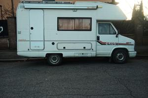 Camper 4x4 DA SISTEMARE