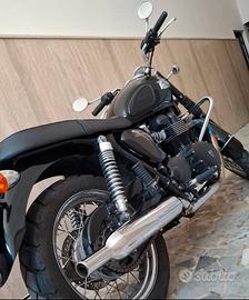 Triumph Bonneville T100