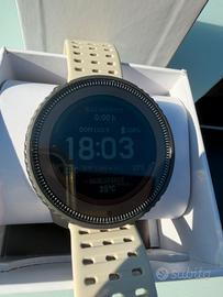 Suunto Vertical Titanium versione ricarica SOLAR