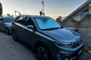 Suzuki vitara hybrid 4x4 top