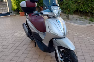 Piaggio Beverly 350 con ABS ASR 2016