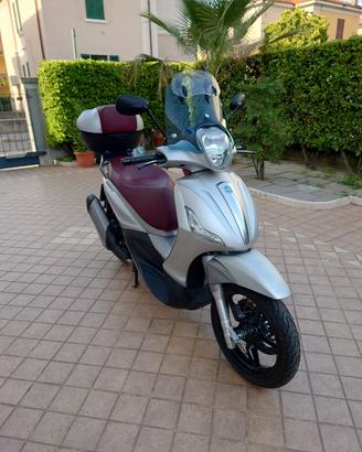 Piaggio Beverly 350 con ABS ASR 2016