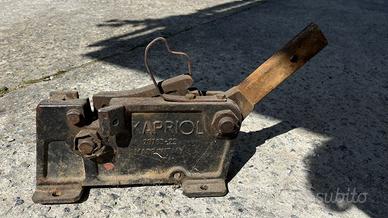Trancia ferro manuale Kapriol