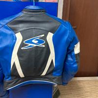 Giubitto in pelle da moto donna