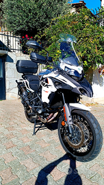 Benelli trk 502x
