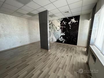 NEGOZIO A CAMPO SAN MARTINO