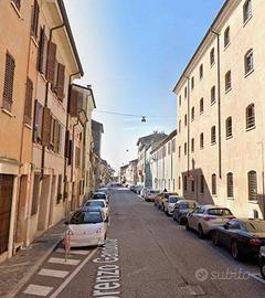 Immobile di 90 m² a Mantova