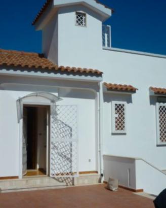 Splendida villa Monopoli vicino al mare