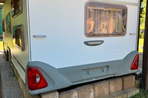 Roulotte Knaus 650