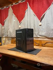 PC ASSEMBLATO leggere la descrizione 
