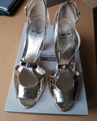 Bellissime scarpe Moschino mis. 38 