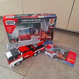 Camion pompieri con motore elettrico Clementoni