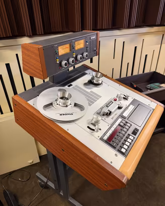 STUDER A812 Professional Reel Tape Deck revisionat