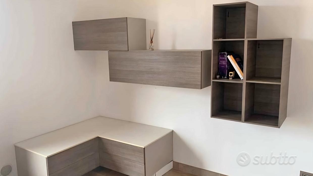 Ikea mobile angolare soggiorno Mobili usati