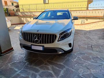 Mercedes  GLA 180 d  Sport  cambio Automatico