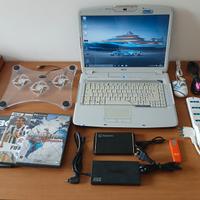 NOTEBOOK ACER DA 15.6 POLLICI,CON GIOCHI,ACCESSORI