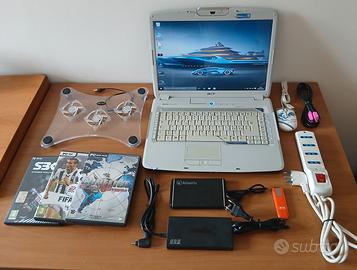 NOTEBOOK ACER DA 15.6 POLLICI,CON GIOCHI,ACCESSORI