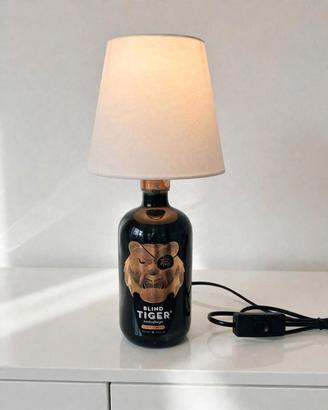 Lampada Design Bottiglia Gin Blind Tiger  arredo 
