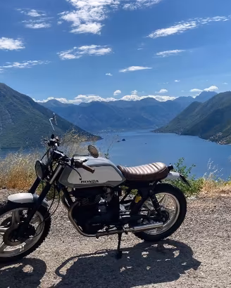 Honda CB 400 N cafe’ racer