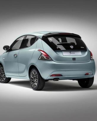 Lancia y hybrid.