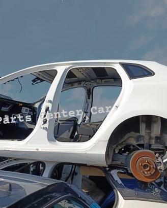 Scocca per taglio lamierati Volvo V40 (2016-2018)