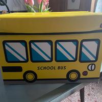 Scatola portaoggetti a forma di scuolabus
