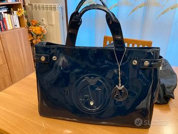 Borsa Armani Jeans in vernice blu