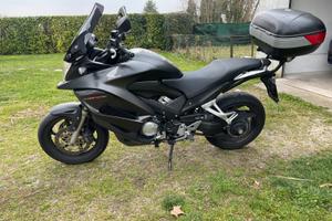 Honda Crossrunner 2014