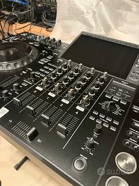 Console AlphaTheta XDJ-AZ + Flight case