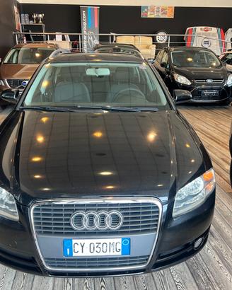 AUDI A4 1.9 TDI 115CV
