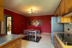 3 LOCALI A DUE CARRARE