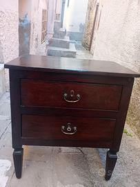 Comodini antichi